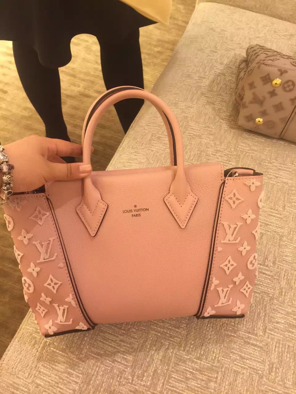 Authentic Louis Vuitton W BB Bag M94639 Magnolia